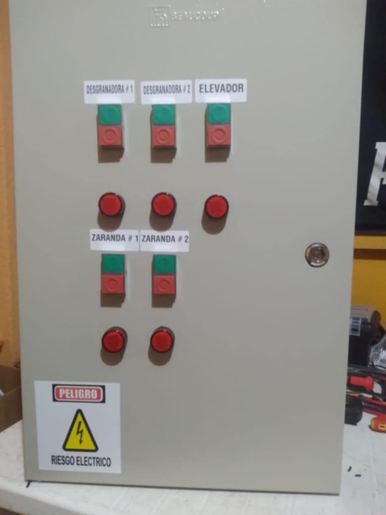 TECNOELECTRIC AJ – Soluciones eléctricas y automatización en Quito ⚡🔌