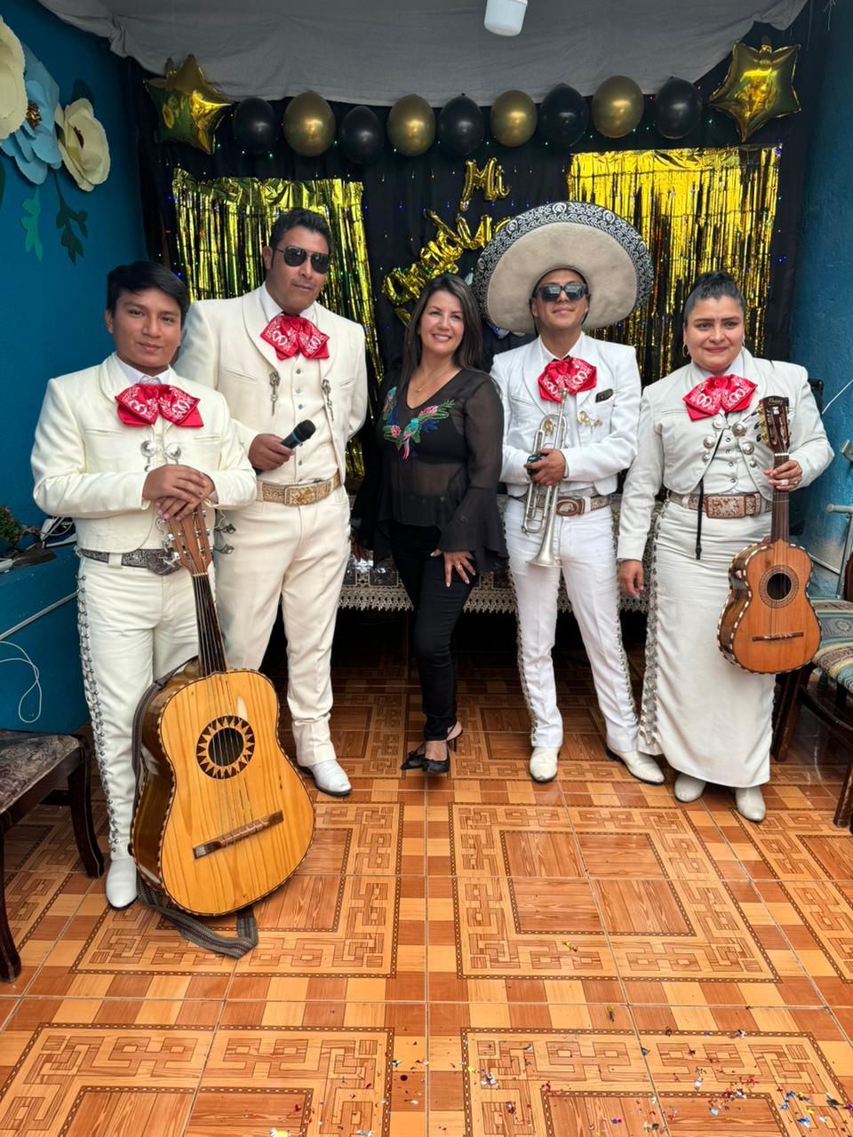 Mariachi Quito Azteca: 🎺 La Alegría de la Música Mexicana en tu Evento 🎶