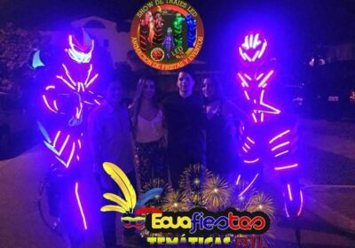 Show Hora Loca Guayaquil Robots Led Cabezones Show-Hora-Loca-Guayaquil-Show-Robots-Led-Guayaquil-Cabina-Fotografica-Guayaquil-Videobooth-360-Guayaquil-7A