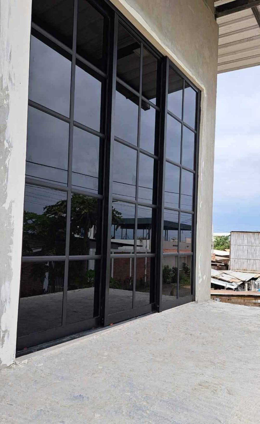 INSERMAK ALUMINIO Y VIDRIO TEMPLADO 0998564049