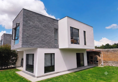 CASA TUMBACO 160mt2, amplio jardín - Bienes Raíces - Quito - Ecuador Gemini_Generated_Image_h1haq6h1haq6h1ha